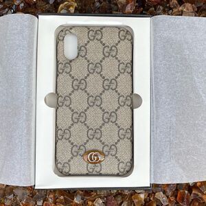 Gucci Authentic Brown Logo iPhone X/XSCase Cover w/Logo Charm. New in Box (NIB)
